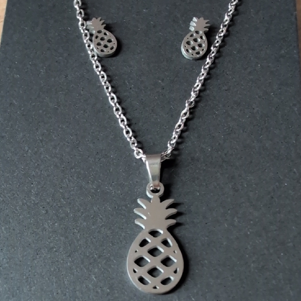 Chic Silver Stainless Steel Pineapple Necklace and Earring Set